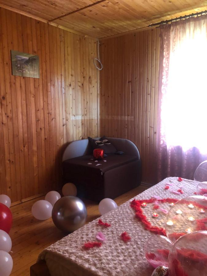 Садиба "Яна" Slavske Luaran gambar